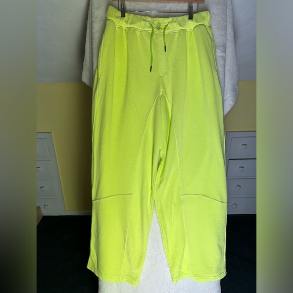 NEW FP Movement Free People MVP Pants Neon Green Slouchy Wide Loose Baggy Boho - Picture 6 of 13